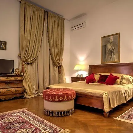 Ξενοδοχείο Grand