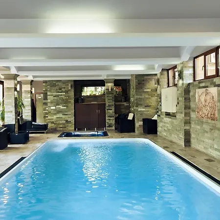 Grand Hotel 3*