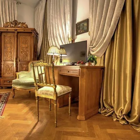 Grand Hotell